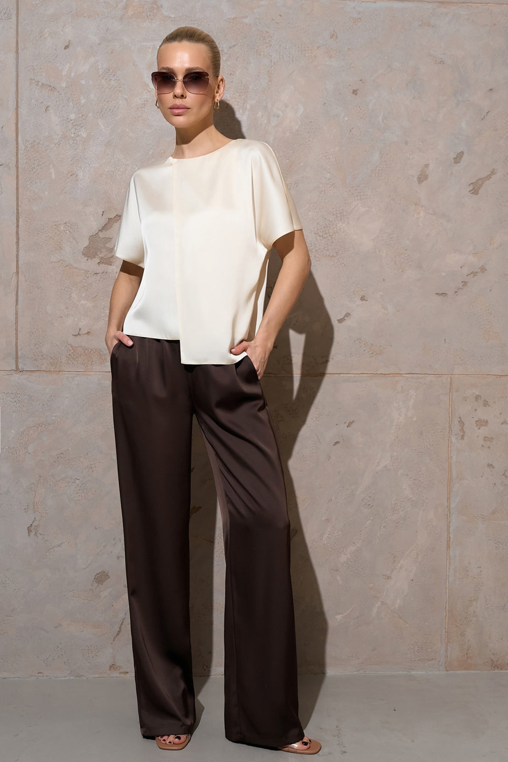 Asymmetrische Bluse, Creme