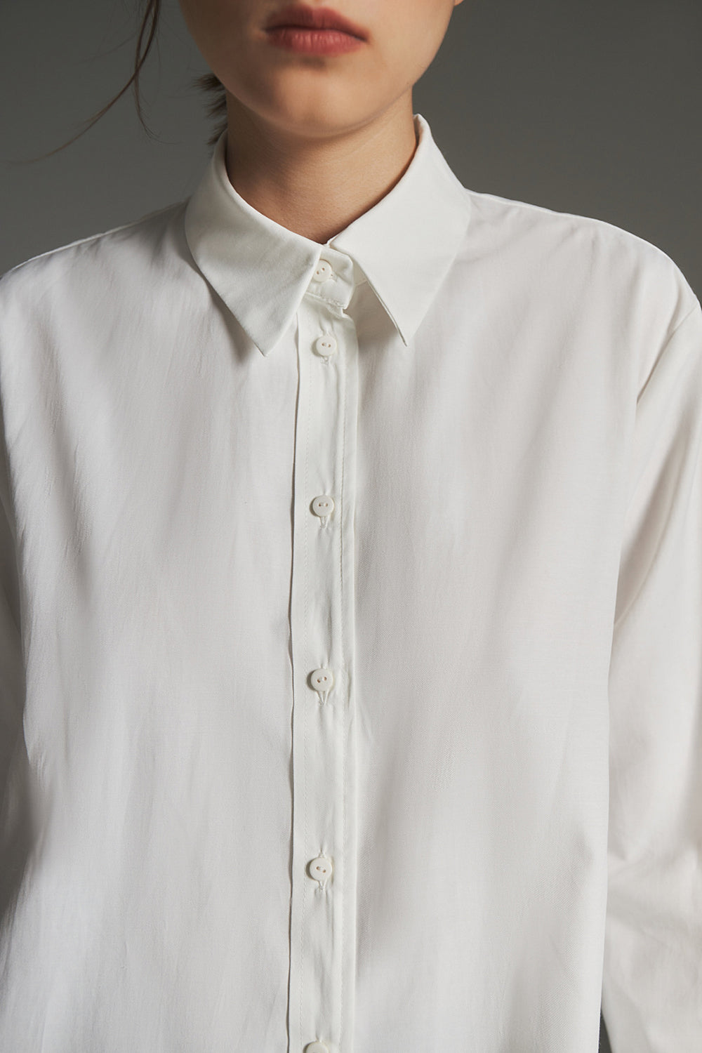 Women’s Basic Shirt in Milk White